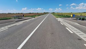 ANALIZĂ Câți bani europeni s-au cheltuit pe șoselele din sud-estul României și cum arată unele dintre drumurile realizate cu sute de milioane de euro în ultimii zece ani în județele Brăila, Buzău, Constanţa, Galaţi, Tulcea, Vrancea - FOTO