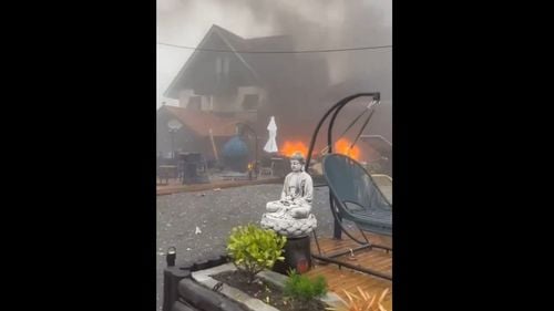 VIDEO Un avion de mici dimensiuni s-a prăbuşit într-un oraş din Brazilia. Cel puţin 10 oameni au murit