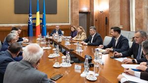 Lider sindical din educație, după discuțiile cu premierul Ciolacu: Salariul unui profesor debutant să fie echivalentul salariului mediu brut pe economie / Dacă rezultatele nu sunt conforme cu interesele colegilor, vom declanșa proteste
