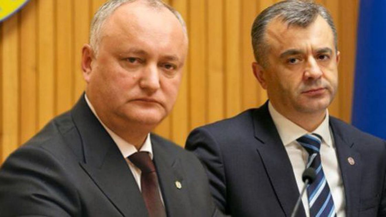 Coaliția de guvernare pro-rusă din Republica Moldova atârnă de un singur vot. Noi plecări în Opoziție