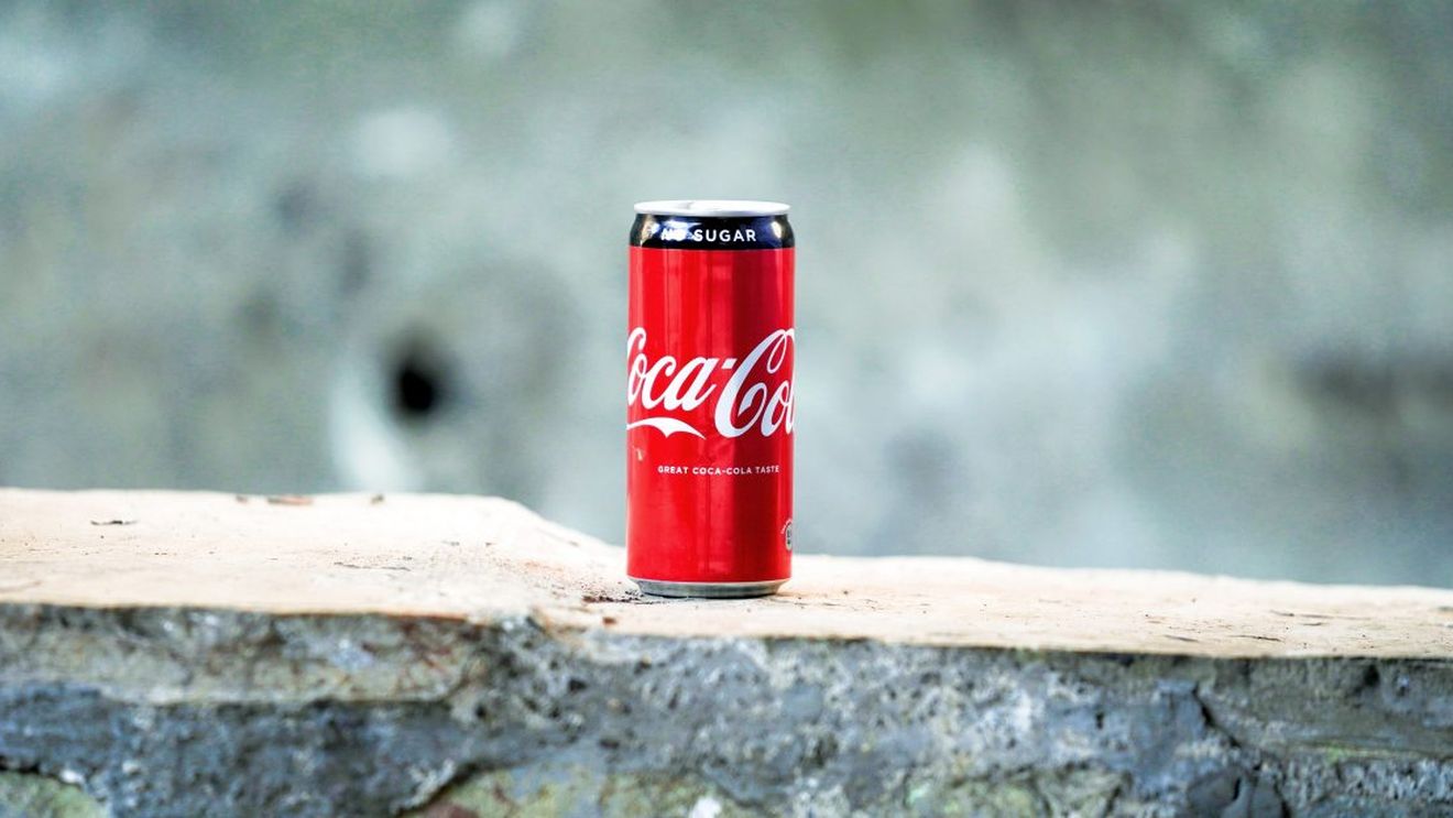 Coca Cola și LinkedIn, criticate pentru un curs care încuraja angajații să fie ”mai puțin albi”