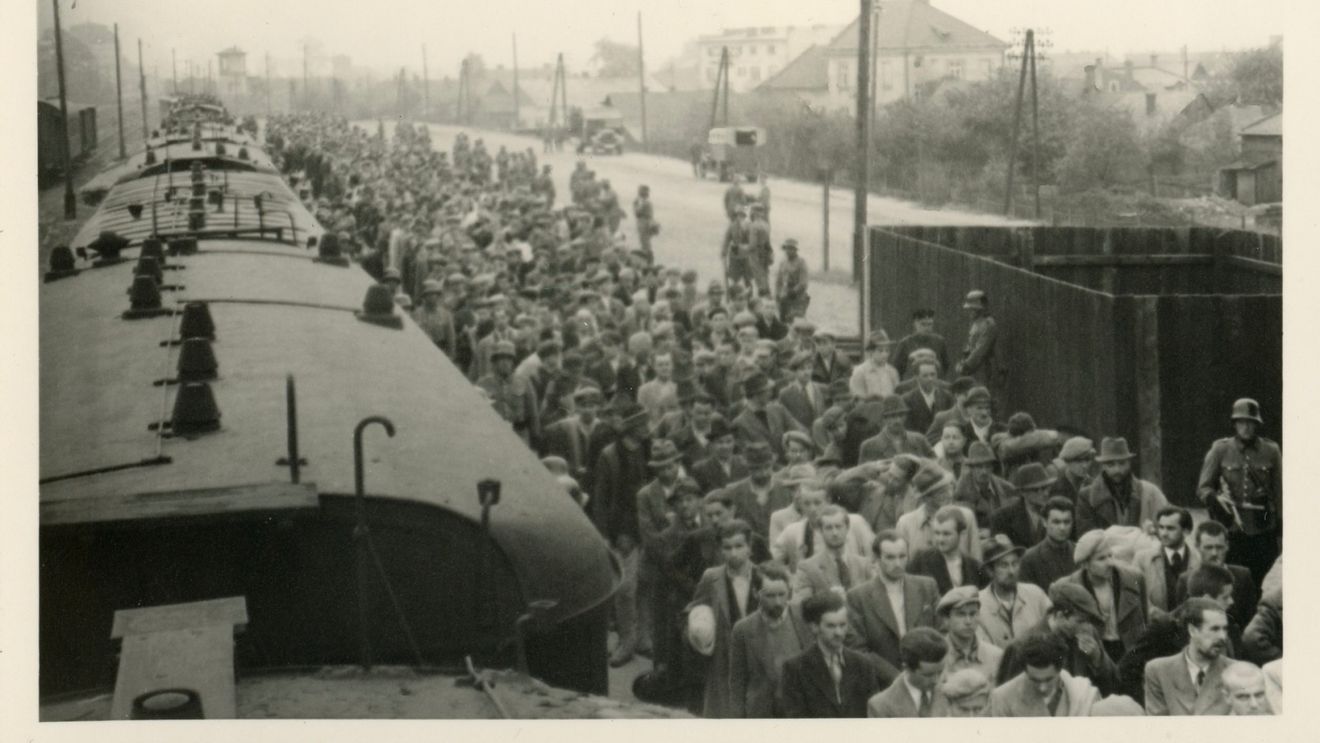 Acum 85 de ani începea să funcționeze lagărul nazist de concentrare, ulterior de exterminare, de la Auschwitz