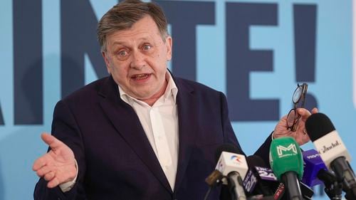 SURSE Crin Antonescu s-a întâlnit cu vicepreședintele Comisiei Federale pentru Alegeri din SUA, James E. Trainor