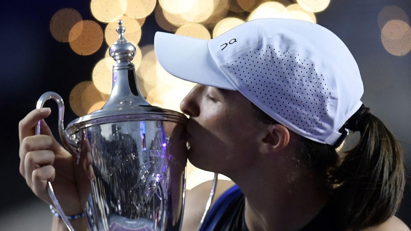 Iga Swiatek a câştigat Turneul Campioanelor și va reveni pe primul loc WTA