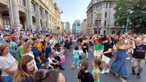 STUDIU Dansul liber, la fel de benefic pentru sănătate ca exercițiile fizice clasice