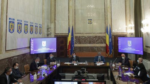 SURSE: Comitetul Național pentru Situații de Urgență discută în această seară restricții în campania electorală, la nunți și botezuri, procesiuni religioase, evenimente culturale și sportive