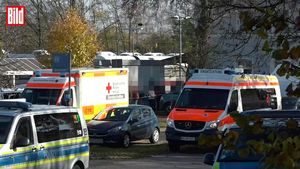 Poliția anchetează circumstanțele atacului cu cuțitul, în trenul din Bavaria, comis de un bărbat sirian