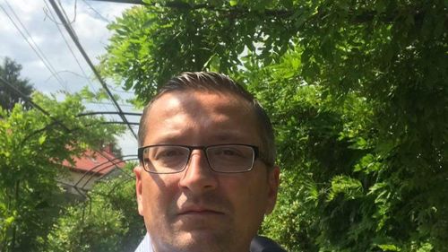 Bătaie între pesediști, imediat după alegeri: Șeful cancelariei Prefectului l-a bătut pe fostul deputat PSD Dragoș Bârlădeanu/ Răducanu: demisionez imediat