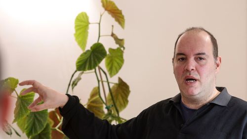 Sociologul Barbu Mateescu: S-a ajuns la un punct critic în erodarea partidelor clasice PSD şi PNL / Oamenii care l-au votat pe Simion în turul doi au acelaşi profil cu cei care au votat Ponta în 2014 şi Năstase în 2004