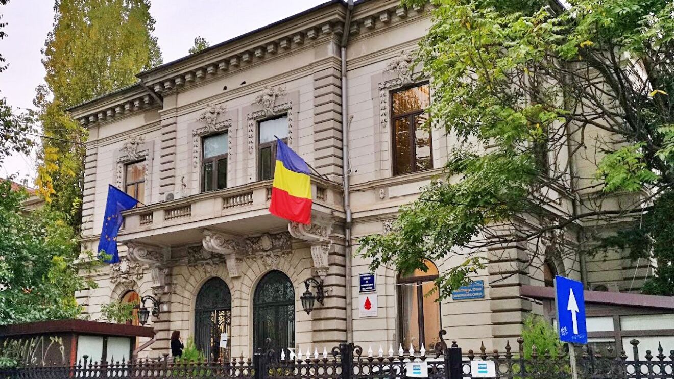 Liceele din București nu organizează baluri ale bobocilor, spune inspectoratul școlar al Capitalei: Sunt inițiative private
