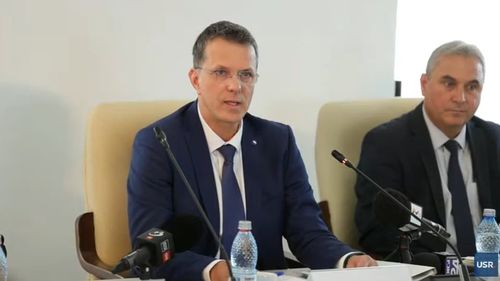 Ionuţ Moşteanu: Cred că nu e nevoie de serviciul militar obligatoriu, cred că e nevoie de o armată profesionistă, bine profesionalizată, bine înzestrată, bine motivată şi, pe lângă asta, o rezervă voluntară consistentă
