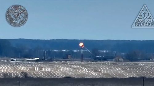 VIDEO O dronă kamikaze a distrus un turn de observare din Rusia