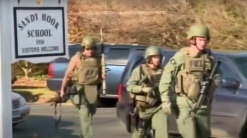 Compania de arme Remington, daune de 73 milioane de dolari pentru familiile a cinci adulţi şi patru copii ucişi la şcoala elementară Sandy Hook din Newton, statul Connecticut