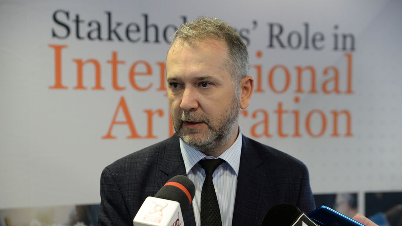 Ștefan Deaconu, posibilă propunere la CCR din partea președinției / A făcut parte din echipa de juriști care a reprezentat cu succes statul român în procesul cu Roșia Montană / Care este strategia PSD pentru a-și păstra majoritatea la CCR - surse