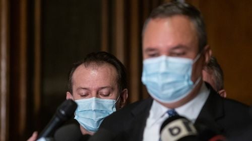 Nicolae Ciucă: Am luat o pauză acum de la negocieri. Nici noi nu vrem la guvernare fără PSD, UDMR și minorități/ Despre amenințarea UDMR că iese de la guvernare dacă rămâne fără Dezvoltare: Sunt tehnici de negociere