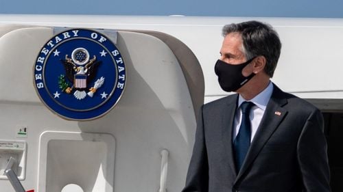 Secretarul american de Stat Antony Blinken, vizită de urgență în Ucraina și Germania. El va prezenta angajaților Ambasadei din Kiev planurile de urgență dacă Rusia va tensiona situația din regiune