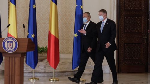 SURSE Liberalii se întâlnesc cu președintele Klaus Ionannis la ora 20.00 la Vila Lac pentru a discuta lista miniștrilor și eventuala susținere a PSD
