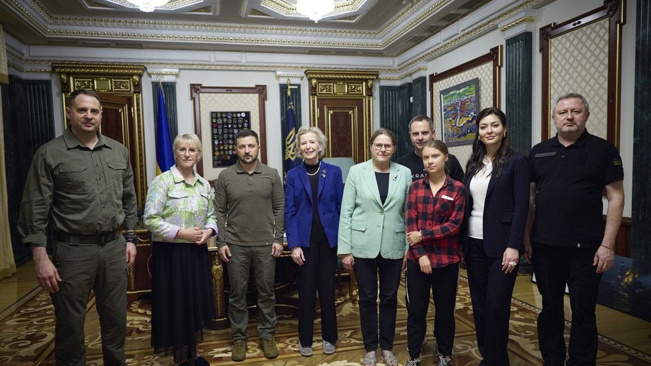 Greta Thunberg s-a întâlnit cu președintele Zelenski la Kiev