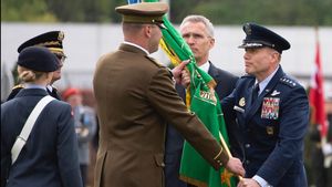 Comandantul suprem al forţelor NATO în Europa vrea mai multe trupe în România şi Bulgaria. Rusia a cerut expres NATO să abandoneze orice activitate militară în Europa de Est