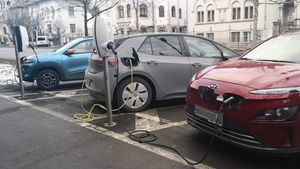15 stații de încărcare a autoturismelor electrice, la Brașov, până la sfârșitul anului