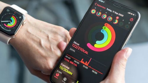 Apple Watch greșește o măsurătoare crucială pentru fitness, spun cercetătorii / Pașii și ritmul cardiac, calculați corect
