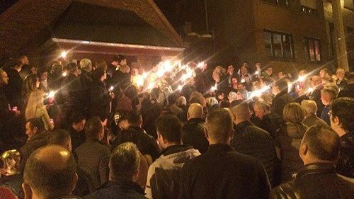 Un judecător a atacat în instanță ordonanța militară care interzice accesul publicului la slujbele religioase: S-au consemnat mai multe epidemii de holeră, ciumă sau alte boli contagioase, dar nu s-au întrerupt slujbele de Paști