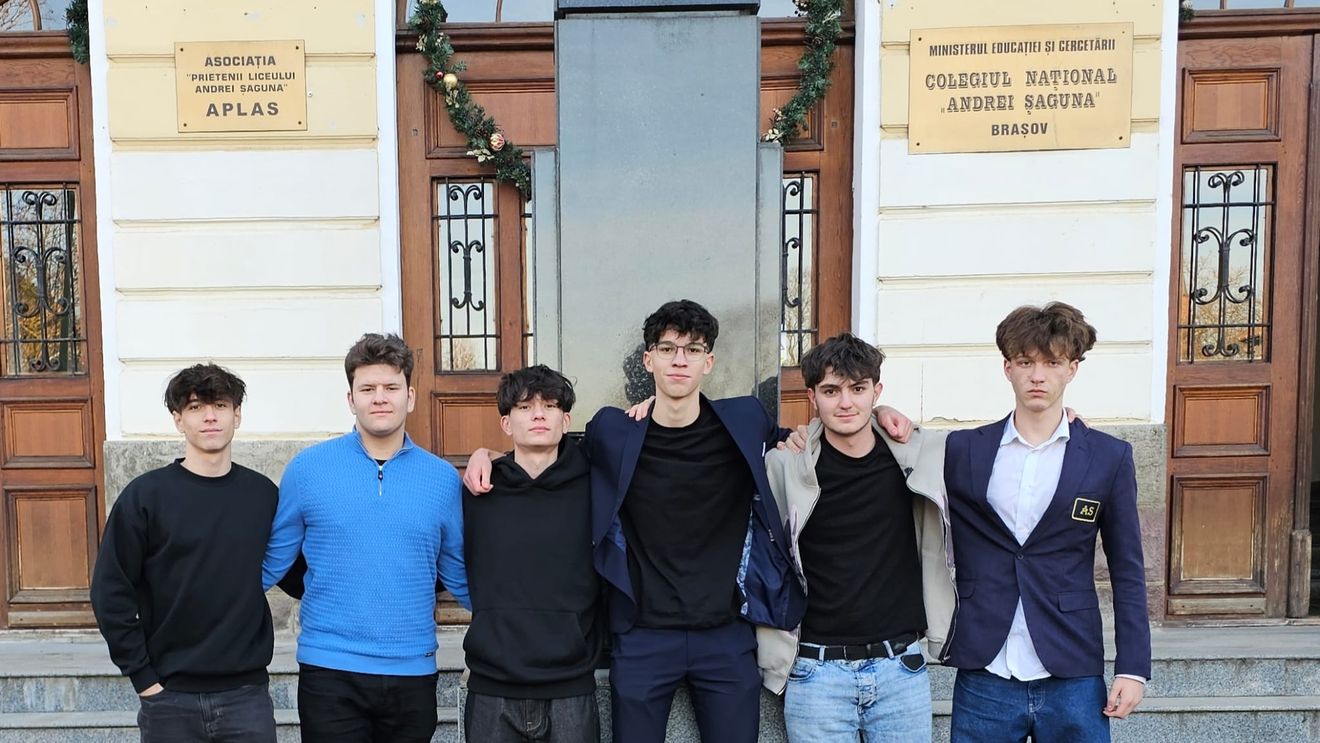 Șase liceeni de la Colegiul „Andrei Șaguna” din Brașov s-au calificat la o competiție globală susținută de Formula 1 / Echipa nu se joacă cu mașinuțe, ci proiectează de la zero un monopost în miniatură