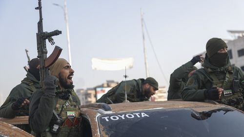 Cresc temerile că armele chimice din Siria ar putea fi scoase ilegal din ţară. SUA și Turcia sunt îngrijorate de reapariția ISIS