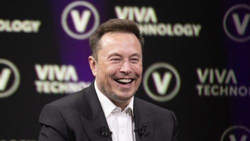 Elon Musk lansează un proiect pentru a-și produce propriile cipuri de inteligență artificială / Terafab, investiție estimată la 25 de miliarde de dolari, își propune să producă o putere de calcul de un terawatt pe an