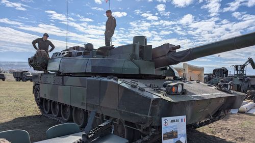 Efectul Trump și al războiului din Ucraina: membrii europeni ai NATO discută un obiectiv de 3% pentru cheltuielile de apărare / Cum stă România? / 23 dintre cei 32 de membri ating pragul de 2% în acest an. Două economii mari, sub prag