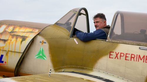 Pilotul Dan Ștefănescu, decedat la Strejnicu, avea peste 16.000 de ore de zbor la activ, anunță MApN