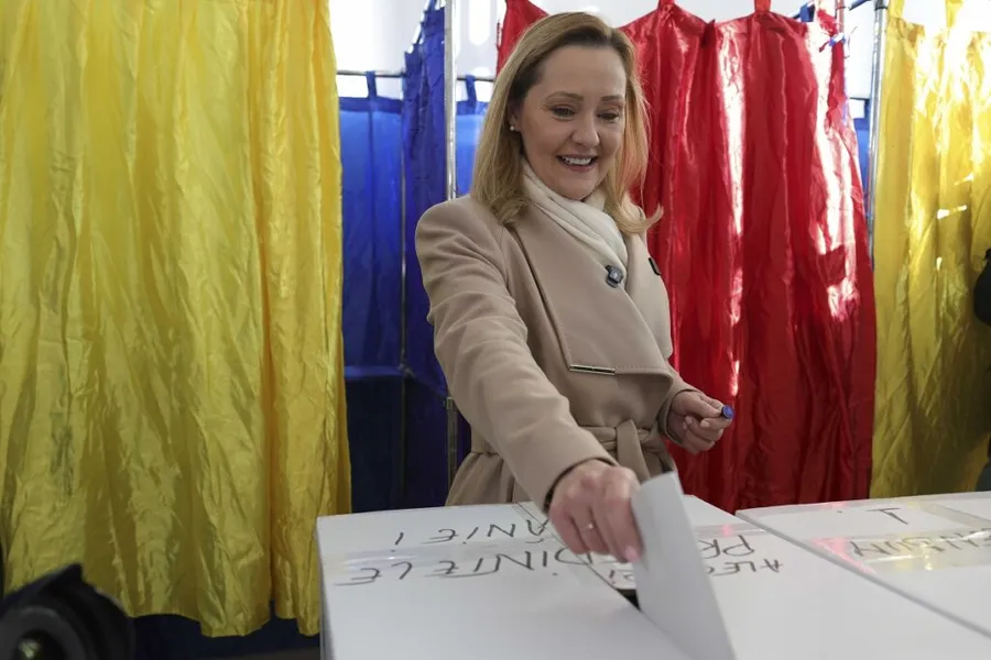 Elena Lasconi votare