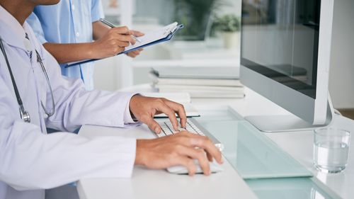 Cazurile de boli cu transmitere sexuală au atins niveluri record în Europa, avertizează Centrul European pentru Prevenirea şi Controlul Bolilor