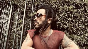 Lenny Kravitz lansează un nou album, "Blue Electric Light", primul din ultimii cinci ani