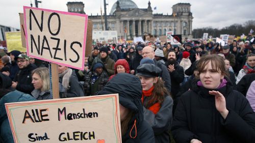 Numeroase persoane în vârstă se opun extremei drepte în Germania. ”Sunt cu adevărat nazişti şi nu putem accepta asta”