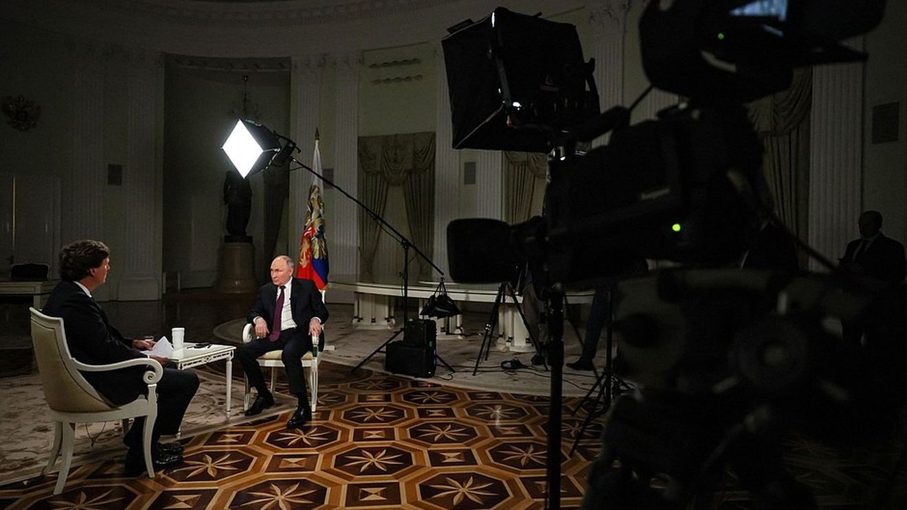 Vladimir Putin, surprins de lipsa unor "întrebări tăioase" în interviul cu Tucker Carlson: Nu doar că eram pregătit, ci mi-am dorit acest lucru / Mi-ar fi dat ocazia să răspund în același mod
