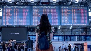 Peste 300 de zboruri anulate în Europa din cauza furtunilor / Cele mai afectate sunt aeroporturile din Frankfurt, Amsterdam, Bruxelles și Londra