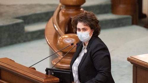 SURSE Nume nou luat în calcul pentru ministerul justiției: Iulia Scântei, președinta Comisiei Juridice din Senat, chemată la discuții de Nicolae Ciucă, premierul desemnat