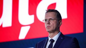 UPDATE Mai mulți lideri USR vor cere ca partidul să îi retragă sprijinul politic lui Ionuț Moșteanu după scandalul diplomei de licență. Moșteanu ar putea demisiona - Surse