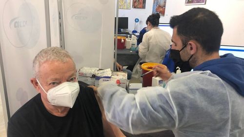 Publicist din Israel, despre gestionarea pandemiei: Populația este destul de dezorientată. Câteodată ce se anunță la ora 8 este anulat de buletinul de la ora 11 / A început administrarea dozei patru de vaccin