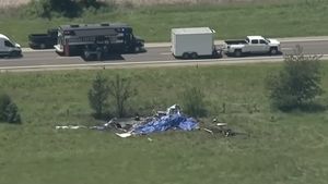 Un avion pentru parașutism s-a prăbușit în Franța, dumunică, 11 persoane pierzându-și viața / Săptămână tragică pentru aviație, întrucât două avioane militare, un avion pentru parașutism și un avion charter s-au prăbușit în decurs de patru zile