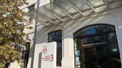 Șefii a cinci societăţi din subordinea Consiliului Local Sector 3 cer indemnizații mai mari / Printre motivele invocate, inflația mare de anul trecut și creșterea cu 50 la sută a salariului mediu brut în ultimii ani