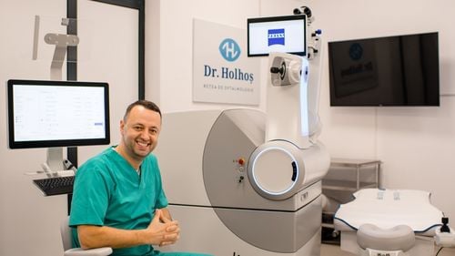 Cel mai sigur mod de a scăpa de ochelari: SMILE Pro, cea mai avansată operație oftalmologică din lume