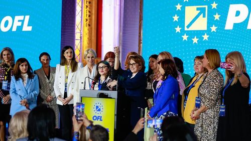 Senatoarea Nicoleta Pauliuc, aleasă cu peste 830 de voturi președintele Organizației Femeilor Liberale: Voi face tot ce pot pentru a transforma OFL într-o structură de elită a PNL / Nicolae Ciucă: Trebuie să creștem numărul de domnișoare și doamne în tot ceea ce înseamnă activitate