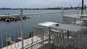 Se deschide cafeneaua de la Cazinoul din Constanța / Prețuri între 16 lei pentru o cafea și aproape 40 de lei pentru un sandviș