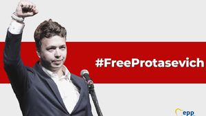 Solicitări ca Parlamentul European să dezbată și să aibă un punct de vedere oficial în cazul arestării jurnalistului Roman Protasevici / Dacian Cioloş: Este nevoie de sancțiuni și mai dure pentru descurajarea unor dictatori precum Lukașenko