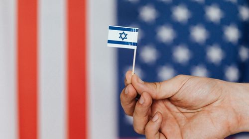 Sprijinul SUA pentru acțiunile Israelului în Gaza scade, pe măsură ce opoziția democrată crește și mișcarea MAGA se divizează, CNN