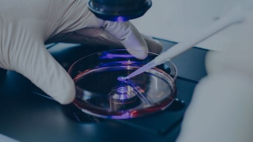 Șefa DSP Constanța anunță schimbarea metodologiei de testare: Nu vom mai face al doilea test de coronavirus pentru persoanele asimptomatice care au avut primul test negativ / O femeie a așteptat zece zile rezultatul primului test