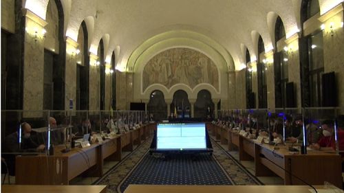 Tensiuni la ședința Consiliului local al Sectorului 1 / Clotilde Armand: USL trăiește la sectorul 1 / Primarul S1 a părăsit ședința