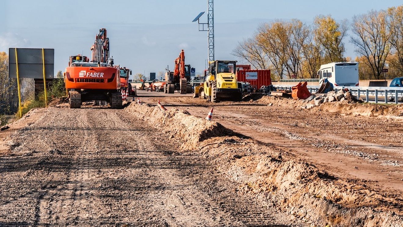 Şeful interimar al Companiei Naţionale de Investiţii Rutiere reclamă întârzieri privind aprobarea documentaţiilor pentru autostrada A8: „Este o mare bătaie de joc ce se întâmplă”